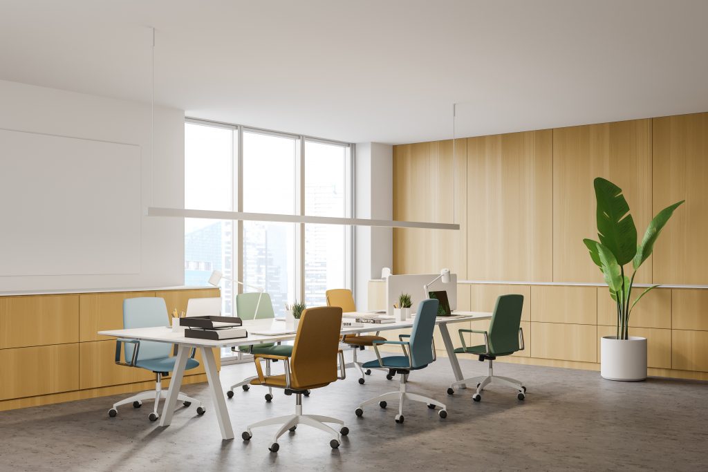 Oficina con buen ambiente laboral