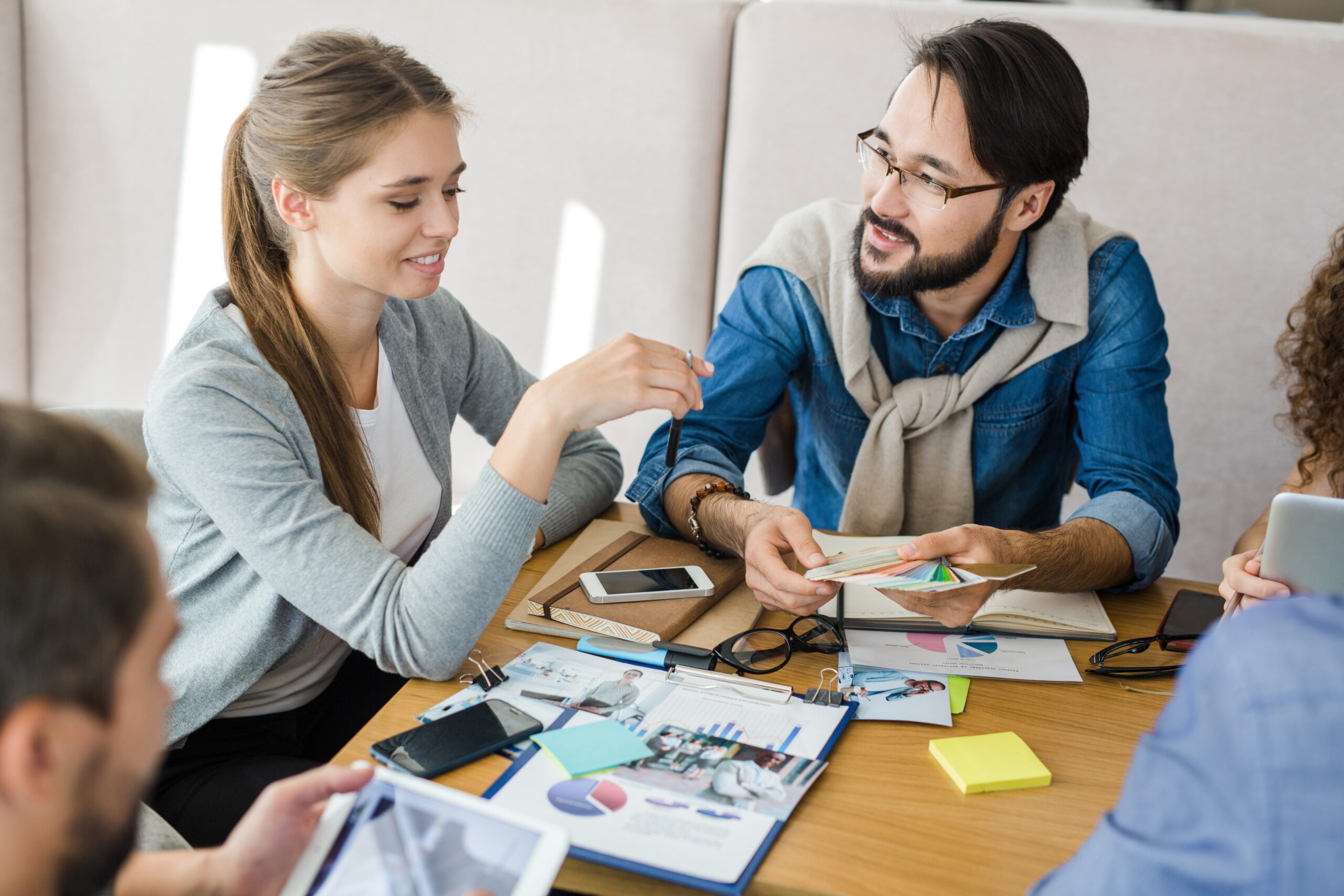 Marketing de recomendaciones entre empleados
